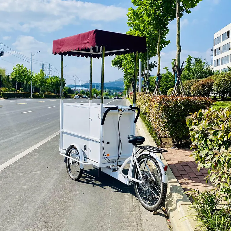 Bicicleta vintage con grifo para bebidas y cócteles