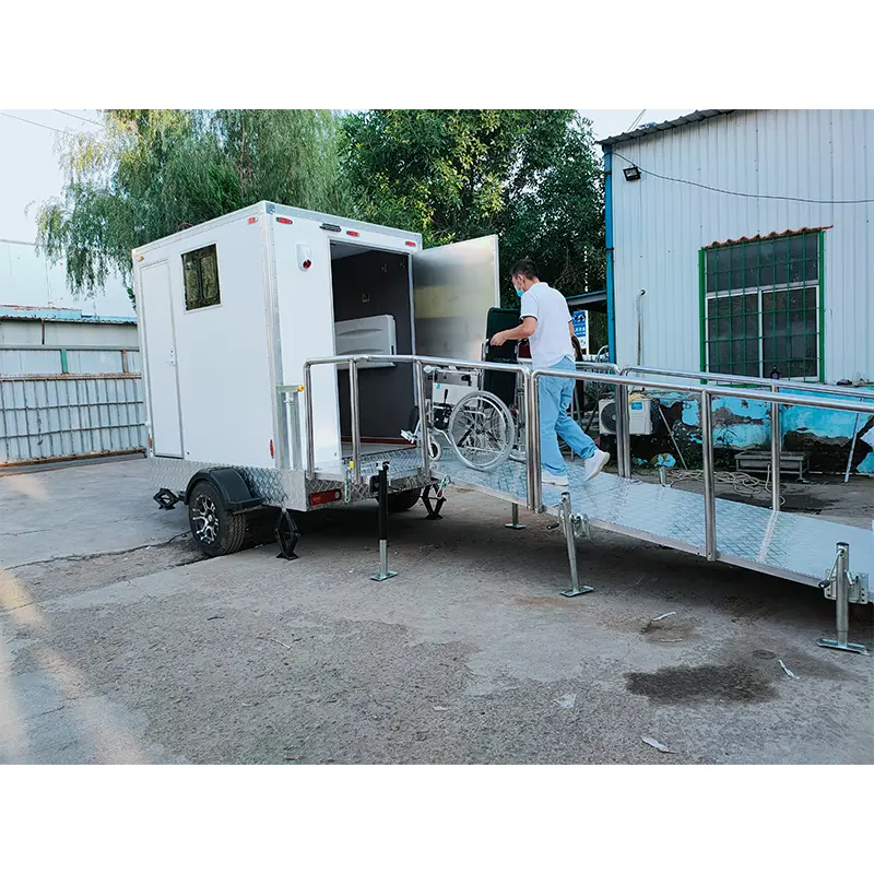 Remolque para baños ADA accesible para sillas de ruedas